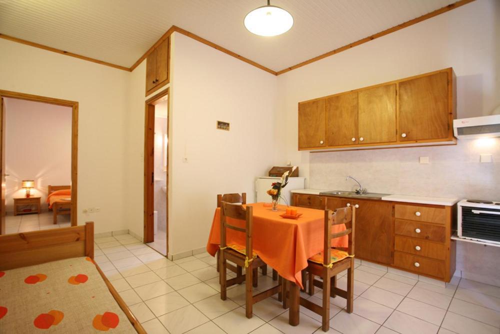 Caviri Appartement Galissas Kamer foto