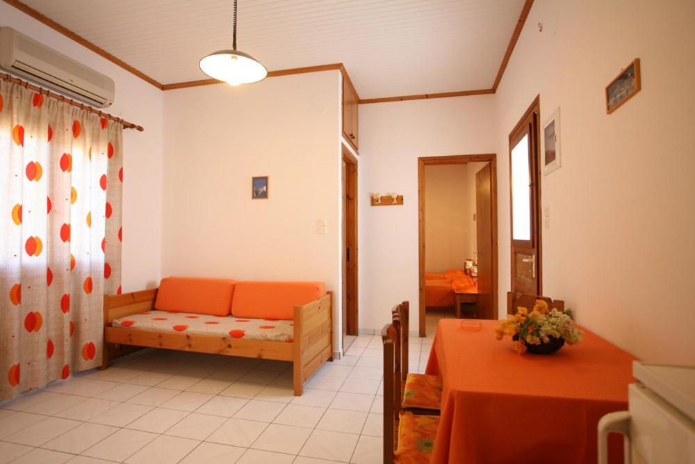 Caviri Appartement Galissas Kamer foto