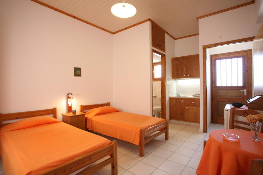 Caviri Appartement Galissas Kamer foto